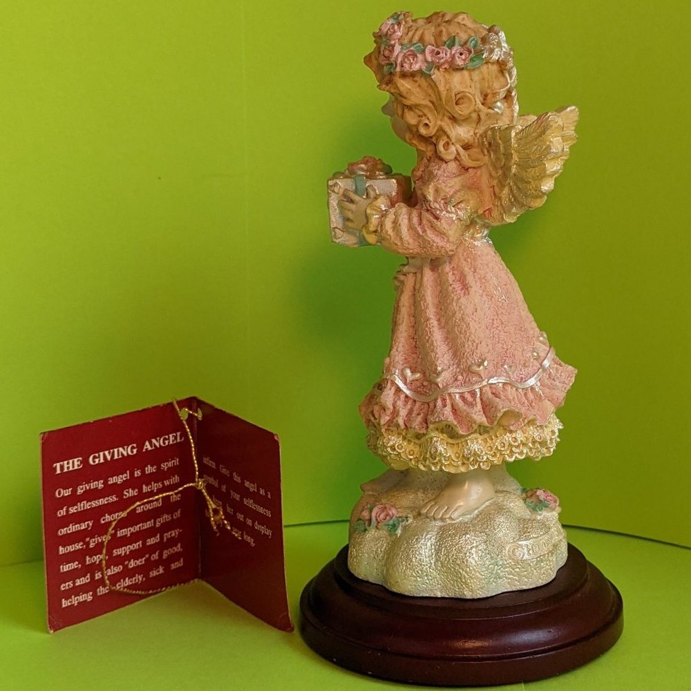 House of Lloyd "The Giving Angel" Figurine - Picture 7 of 15